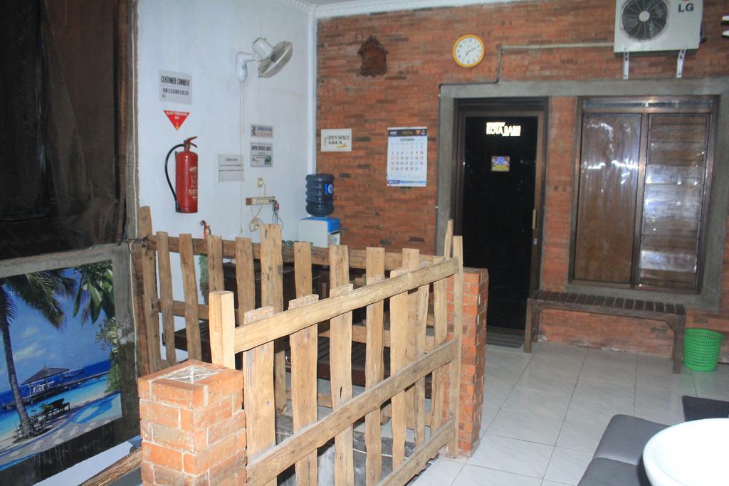 Homestay Kota Baru ג'פארה מראה חיצוני תמונה