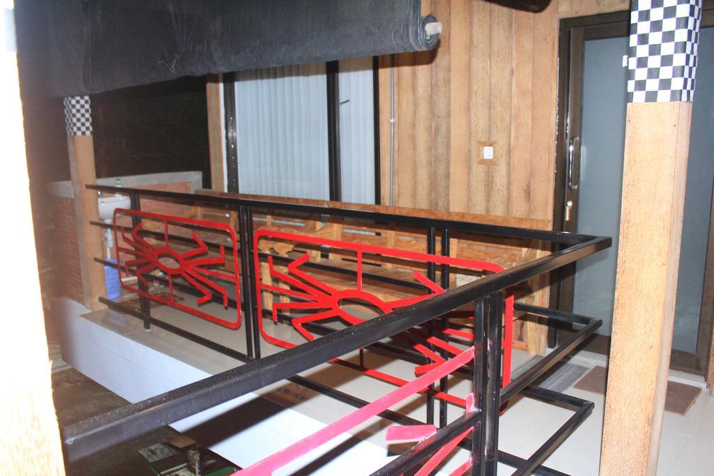 Homestay Kota Baru ג'פארה מראה חיצוני תמונה